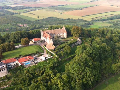 Miniferie på danskejet Hattonchâtel Château i Frankrig 