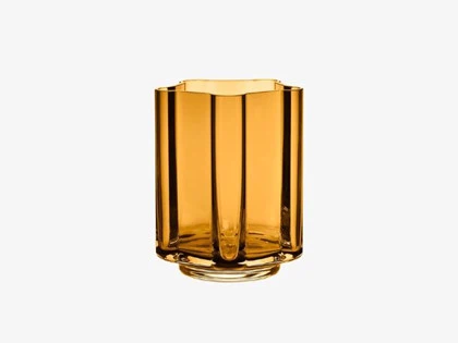 Funki Rounded lysestage i amber fra Louise Roe -  Ø:9 H:13 cm