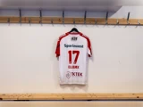 #17 Tobias Ellebæks matchworn trøje i str. XL