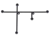 Vægkrogstativ i sort metal med fem runde kroge, anbragt i et korslignende mønster, i et minimalistisk, moderne design på hvid baggrund.