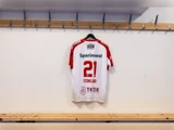 #21 Kristian Stoklunds matchworn trøje i str. XL