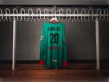 #20 Kevin Møllers matchworn trøje i str. XXL