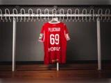 #69 Steven Plucnar Jacobsens matchworn trøje i str. XXL