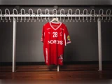 #28 Lasse Anderssons matchworn trøje i str. XL