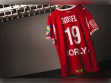 #19 Mathias Gidsels matchworn trøje i str. XL