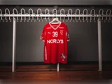 #39 Jacob Lassens matchworn trøje i str. XXL