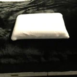 Dunlopillo Premium Medium hovedpude 40x60 fra Søvn & Comfort Holstebro