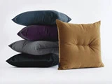 Dots Cushion fra LOUISE ROE - Evening grey
