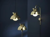 Tre moderne messinglamper med kuppelformede lampeskærme ses foran en mørkeblå væg; én pendel, én gulvlampe og én væglampe er tændt.
