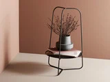 Auka flower stand Charcoal i metal fra Woud