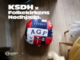 Rokoko-pude syet af kasseret AGF tøj
