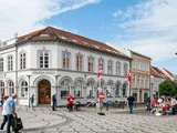 Ophold på Marcussens Hotel i den Idylliske havneby, Assens