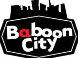 Logo for Baboon City i fed hvid tekst med rødt a og en sort silhuet af byens skyline over teksten.