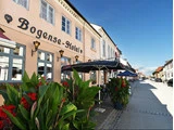 Ophold m/Vinmenu & 4-retters menu på Bogense Hotel