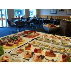 Lækker buffet for 2 personer hos Buffetstuen Fredericia