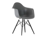 Eames DAW stol Umbra Sortlakeret Ahornstel fra Casanova.dk