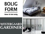 En collage med tekst om ideer til hjemmet, et hyggeligt soveværelse med skråt loft og en moderne stue med lodrette persienner og minimalistiske møbler.