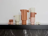 2 stk. Inka Milk Jug i rosa porcelæn fra OYOY