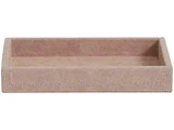 En rektangulær, lav, lyserød ruskindsbakke med synlige syninger langs kanterne, vist på en hvid baggrund.