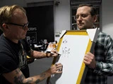 Jan Grarups udtjente Sony a7II kamera samt billede og bog