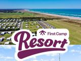 Familie miniferie i Strandhytte - First Camp Resort Klim Strand - Plads til 6 personer