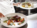 Kroophold på Hotel Frøslev Kro - 4-retters menu - Vin - 2 km til grænsehandel 