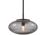 En moderne pendel med en rund, røggrå glasskærm og en synlig pære indeni, der hænger i en sort ledning.