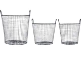 Tre trådkurve med håndtag i små, mellemstore og store størrelser, vist på en hvid baggrund.