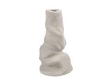 En lysegrå, uregelmæssig, håndformet keramisk vase med en snoet, organisk form, vist på en hvid baggrund.