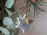 Mette Ditmer, Star, Ophæng, Sort, Porcelæn, Læder, Sæt af 3 stk., B:5-6 x H:14 cm