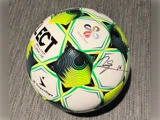 Kampbolden fra FC København - AGF 18. oktober 2026 signeret af Robert