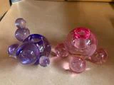 2 stk. Bubble lysestager i lilla og lyserød malet krystal glas fra Stences