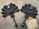 2 stk. Knager m. blad i antique sort fra Chic Antique