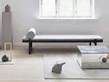 THE MINIMAL DAYBED FRA KRISTINA DAM