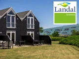 Landal Seawest: 4-dags ferie for 4-6 personer - Tropisk badeland, legeland og meget mere sjov!
