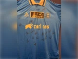 Matchworn Mathias Hebo #8 - med alle holdets autografer