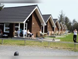 Ferie i Løkkenhytte - tæt på Vesterhavet hos Løkken Klit Camping - op til 6 personer