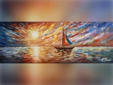 Et impressionistisk maleri af en sejlbåd på roligt vand ved solnedgang, med livlige, hvirvlende farver på himlen og deres spejlinger i vandet.