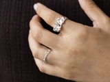 GRUNDLED, Noelle, Ring, Sølvbelagt, Sterling sølvbelagt messing, Justerbar