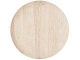 En rund, lys træplade med en glat overflade, set ovenfra på en hvid baggrund.
