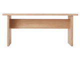 Et enkelt, rektangulært træbord med en lys træfinish og et solidt støttepanel, der forbinder benene.