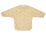 En beige langærmet hagesmæk med elastiske manchetter og små brune mønstre af dyr og agern, designet til børn.