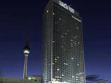 Miniferie i Berlin på 4-stjernet superior hotel - Førsteklasses beliggenhed ved Alexanderplatz