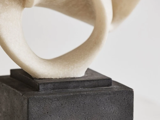 Nordal, Rosala, Skulptur til dekoration, Hvid, Polyresin/Gips, H:43 x B:22 x D:12 cm