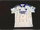 FCK-TRØJE MED SPILLERAUTOGRAFER