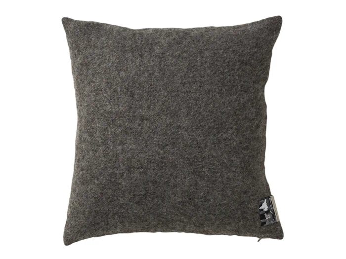 Silkeborg Uldspinderi, Gotland, Pude, Dark Nordic Grey, 100% Pure Wool, L:60 x B:60 cm