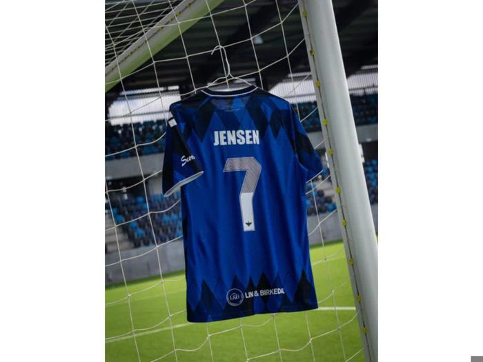 #7 Mike Jensens trøje i str. M fra HB Køge - Hobro IK 21. september