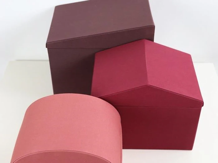 3 forskellige Bordeaux Pynte/opbevaringshuse design MENU