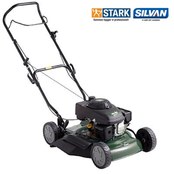 Der vises en grøn og sort plæneklipper med fire hjul. Logoerne for STARK og SILVAN er synlige i øverste højre hjørne.