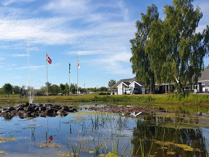 En dag på golfbanen – ”all inclusive”